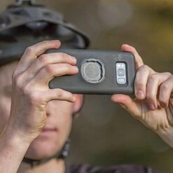 Coque Pour Téléphone Samsung S20 FE - Quad Lock D’Origine - Noir 13 Coque Pour Téléphone Samsung S20 FE - Quad Lock D’Origine - Noir -Vélo Équipement Magasin coque pour telephone samsung s20 fe quad lock dorigine noir 4