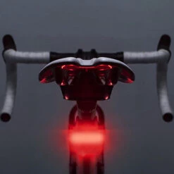 Feu Arrière Rouge 50 Lumens Feu Arrière à LED Pour Vélo -Vélo Équipement Magasin feu arriere rouge 50 lumens feu arriere a led pour velo 5