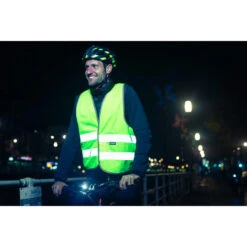 Gilet De Sécurité Réfléchissant Wowow -Vélo Équipement Magasin gilet de securite reflechissant wowow 2
