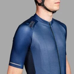 Bioracer Maillot Cycliste Pour Hommes - Bleu Marine - Sprinter Coldblack -Vélo Équipement Magasin maillot cycliste pour hommes bleu marine sprinter coldblack 4