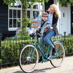 Pare-brise Siège Avant Bobike ONE Plus Brun Chocolat 9 Pare-brise Siège Avant Bobike ONE Plus Brun Chocolat -Vélo Équipement Magasin pare brise siege avant bobike one plus brun chocolat 1