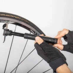 Topeak Pompe à Main Roadie 2Stage Noir -Vélo Équipement Magasin pompe a main roadie 2stage noir 3