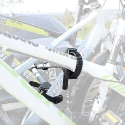 Porte-vélos Atera Strada Evo 3 Pour 3 Vélos Extensible à 4 -Vélo Équipement Magasin porte velos atera strada evo 3 pour 3 velos extensible a 4 4