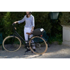 TOP BOX POUR VÉLO Avec Système De Fixation Dans Le Porte-bagages - 11L/5KG -Vélo Équipement Magasin top box pour velo avec systeme de fixation dans le porte bagages 11l5kg 3