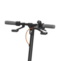Trottinette électrique Ninebot F40i Avec Clignotants -Vélo Équipement Magasin trottinette electrique ninebot f40i avec clignotants 2
