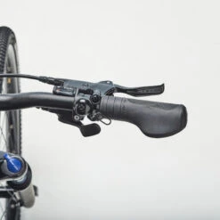 Vélo Tout Chemin électrique - Cadre Haut - Riverside 520 E Gris 19 Vélo Tout Chemin électrique - Cadre Haut - Riverside 520 E Gris -Vélo Équipement Magasin velo tout chemin electrique cadre haut riverside 520 e gris 7