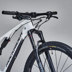Rockrider Vélo VTT Cross Country XC 900 S Cadre Carbone Et Aluminium Blanc -Vélo Équipement Magasin velo vtt cross country xc 900 s cadre carbone et aluminium blanc 9